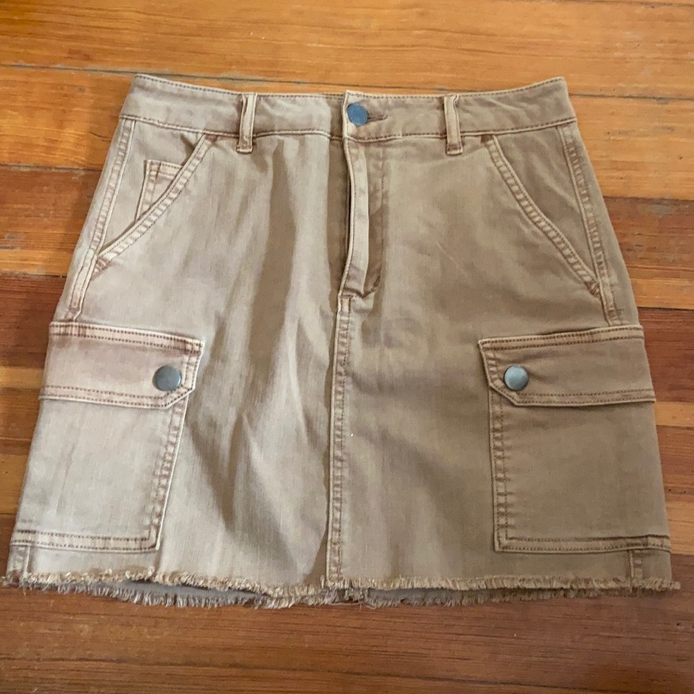 Garage khaki skirt